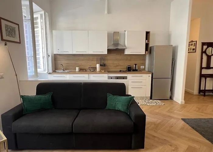 Apartment A Casa Di Pietro Close To Vaticano And Prati Rom